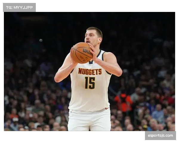 掘金主场击败马刺 约基奇三双数据引领全队